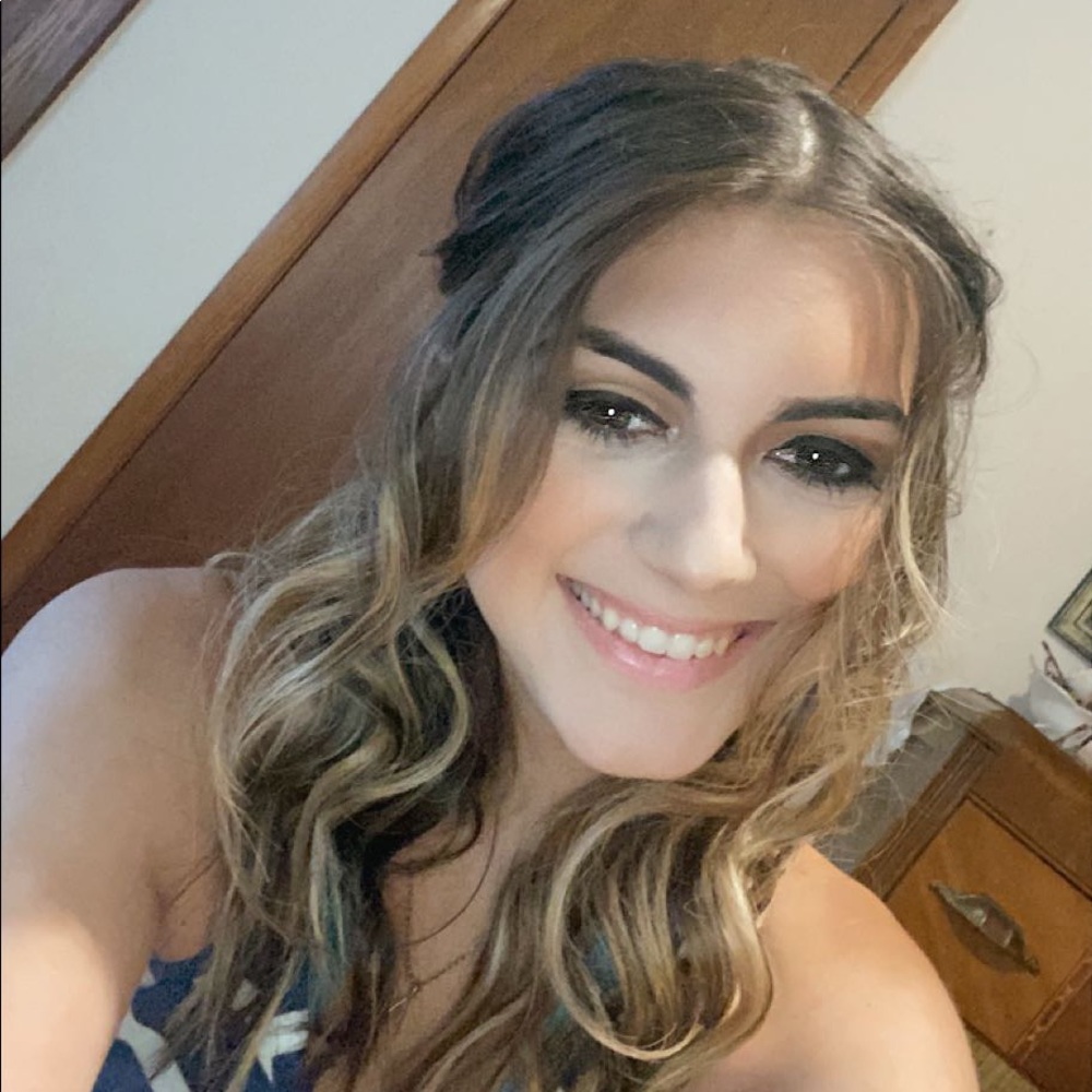 Meet your Posher, Allison